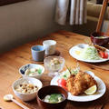 鶏ごぼうの炊き込みごはん。あじフライ・献立。