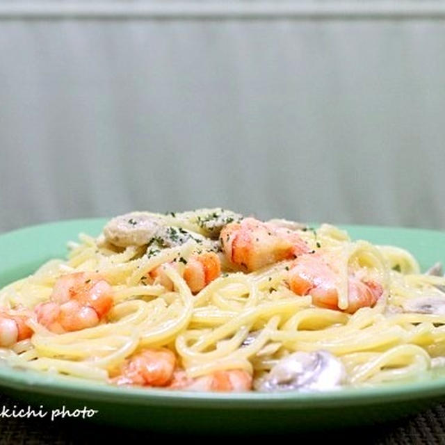 旨さ凝縮「海老パスタ」＆「ほうれん草とエリンギのバターだし醤油炒め」