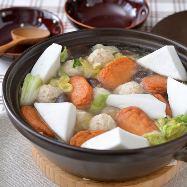 つくねとさつま揚げの中華風鍋。【練り物で簡単＆ボリュームUP鍋】