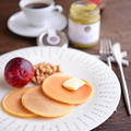 「ピスタチオクリームでパンケーキ」