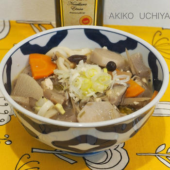 オリーブオイルでこんにゃくが美味しい！いろいろキノコのけんちんうどん