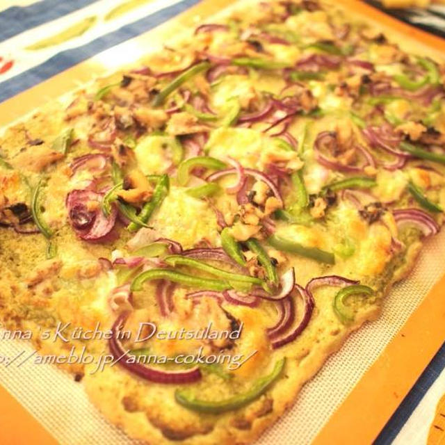 【主菜】ピザより簡単！ドイツ料理のフラムクーヘンの作り方♡バジルとオイルサーディンと紫玉ねぎ♡