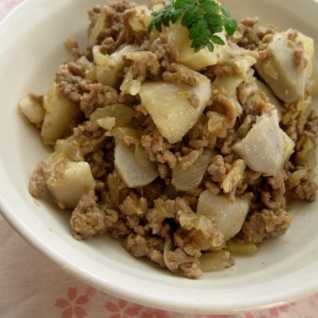 里芋の肉味噌炒め