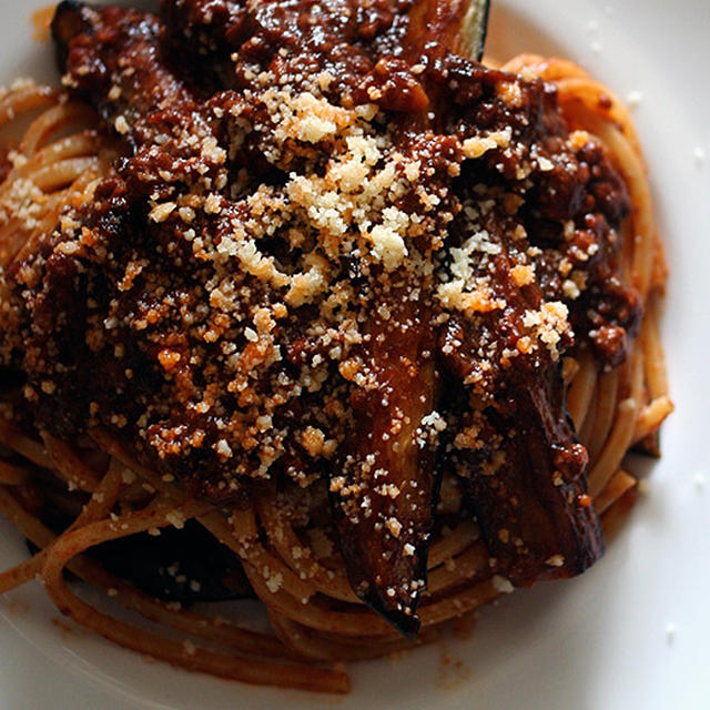 Chitarra alla Bolognese con Melanzana