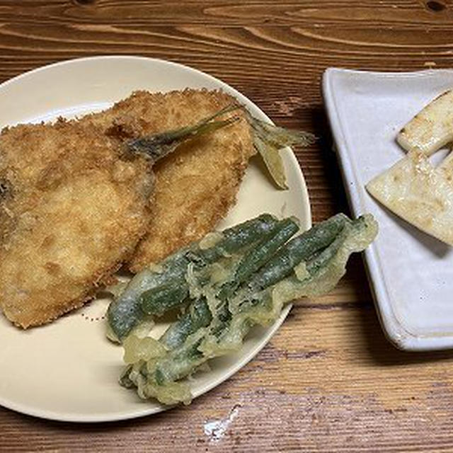 鯵フライ。きつねうどん。地域振興ペイ