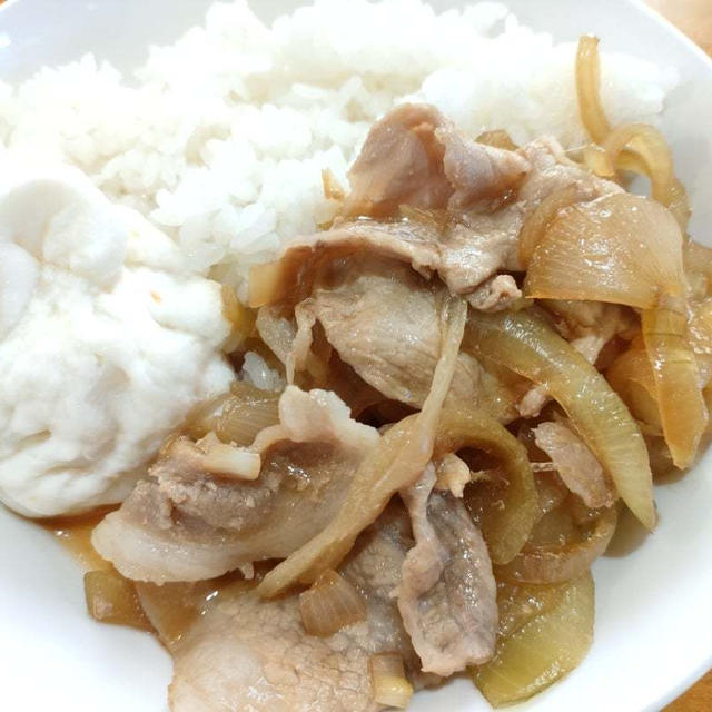 夕ご飯は簡単豚の生姜焼き(#^^#)