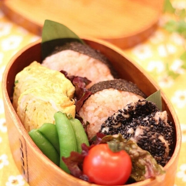 カフェ弁☆たらことおかかのおにぎり弁当【簡略レシピ】芋ってます。