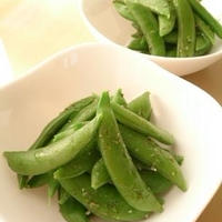 福島産スナップえんどう♪イタリアンハーブミックスサラダ♪シナモンレーズンロール♪