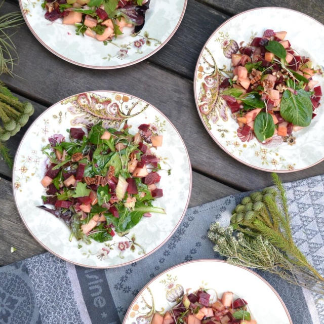 Beet and Apple Salad ビーツと林檎のサラダ