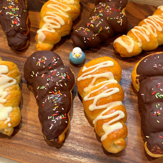 基本のコルネ生地を使って作る、チョコと抹茶のカラフル二色コルネ