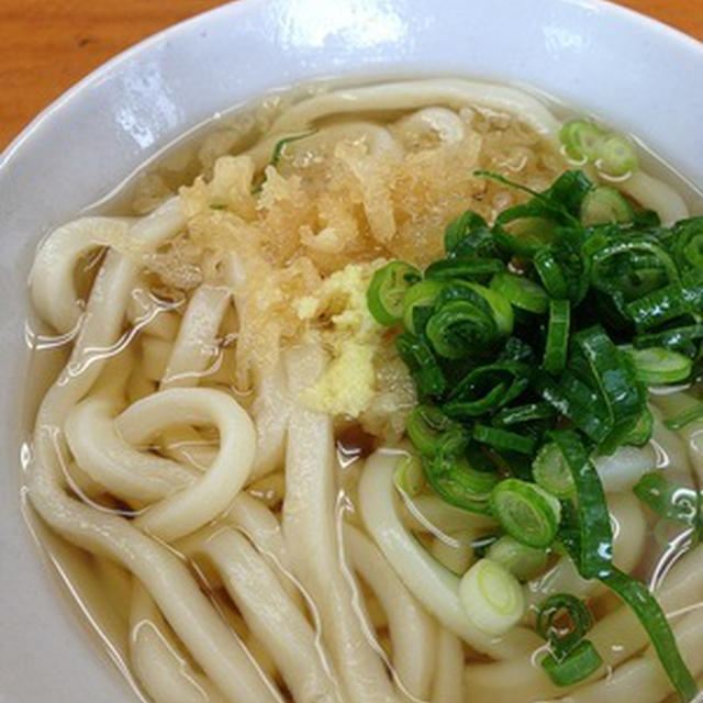 朝イチは「よしや」
