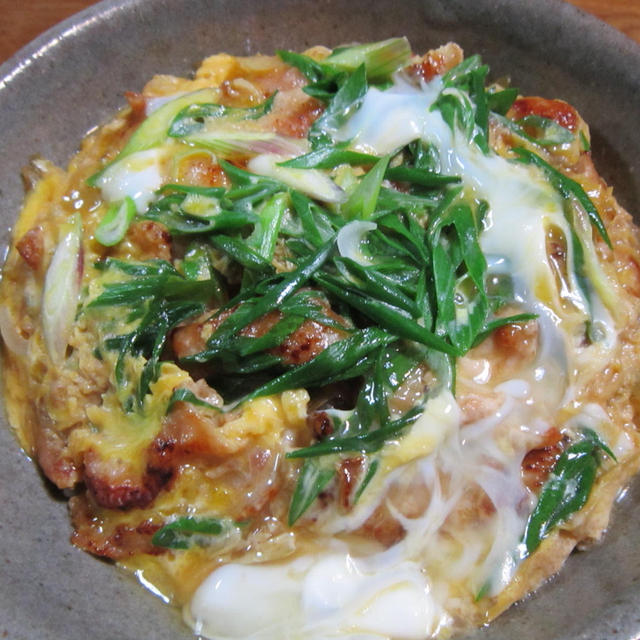 鳥皮親子丼