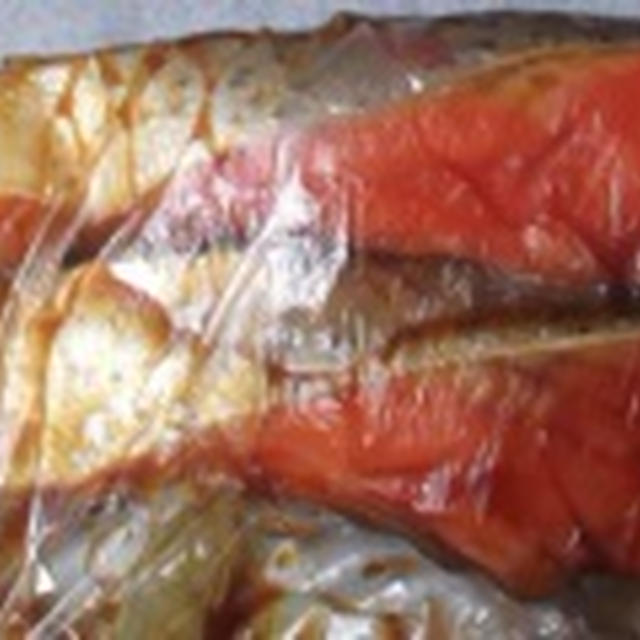 「おすすめ料理」●秋鮭のオイスターソース漬け●マスカット風味の大根マリネ