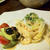 サーモングリルのパスタ、サワークリームソース　Grilled salmon pasta with sour cream sauce