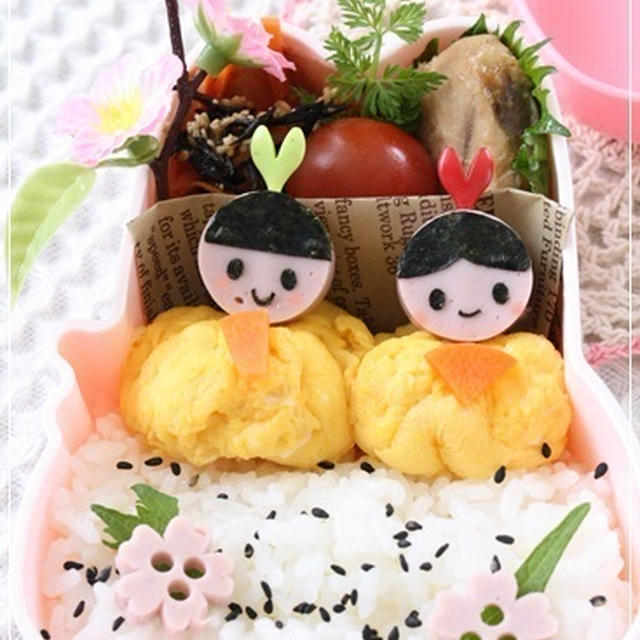 ひな祭りキャラ弁＊巾着玉子でおひな様