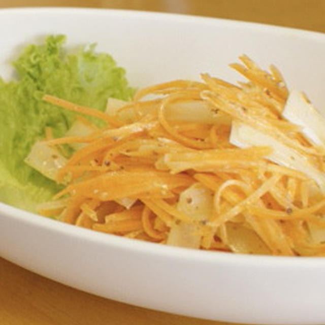 にんじんとセロリのサラダ
