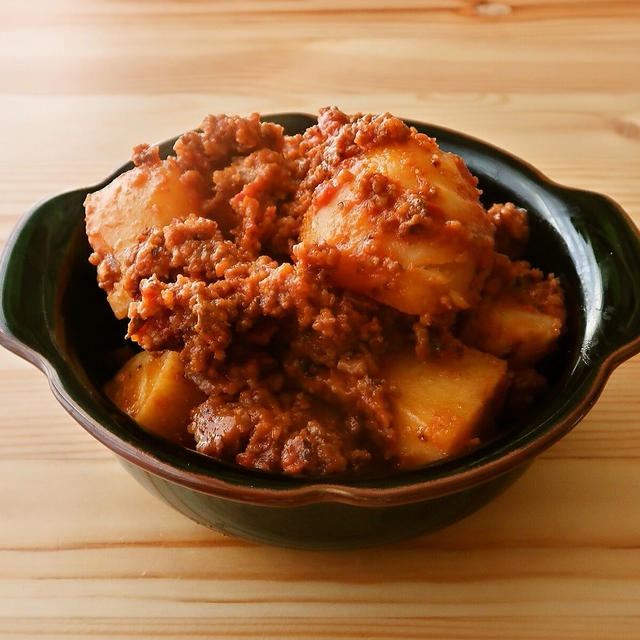 じゃがいものミートソース煮