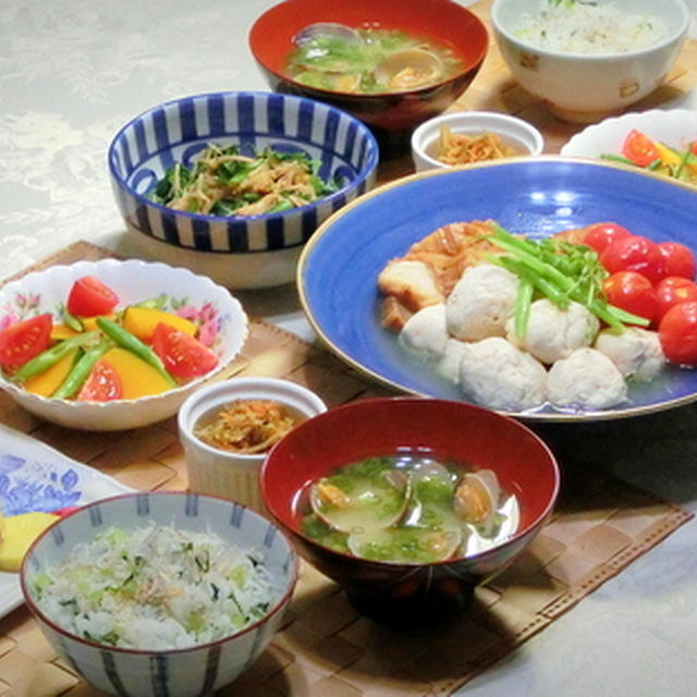 サゴシのラビゴットソース、　　　　　　ササミ団子と仙台麩の薄炊き