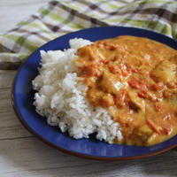 【シーズニングで簡単！】豚肉とトマトのスパイシーカレー