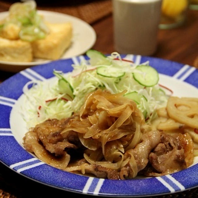 豚肉の生姜焼きと手作り厚揚げ。