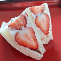 【苺サンド】生クリームが美味しくなるコツをご紹介します！