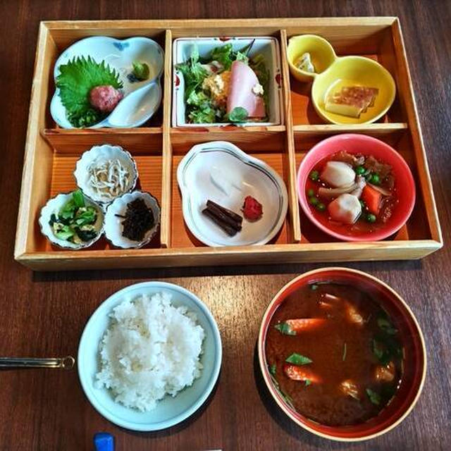 温泉朝ごはん　＠　熱海