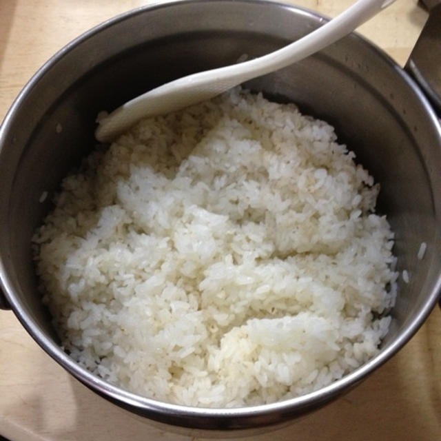 お鍋でご飯