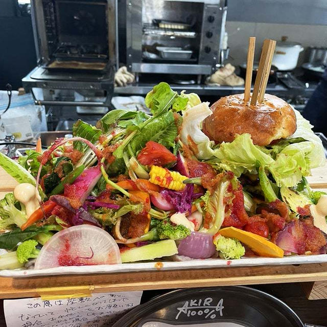 罪悪感バーガービッグパティ・森森 Ver.をたいらげたさ 〜kitchen めがね〜