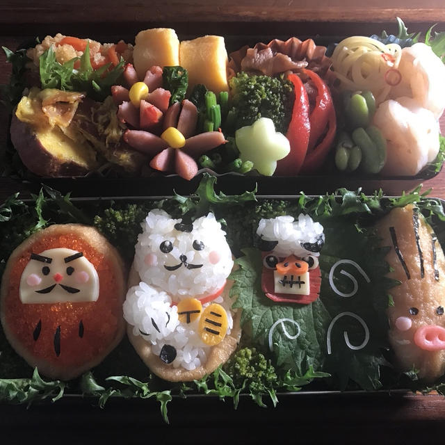 お弁当（お正月おいなりさん）