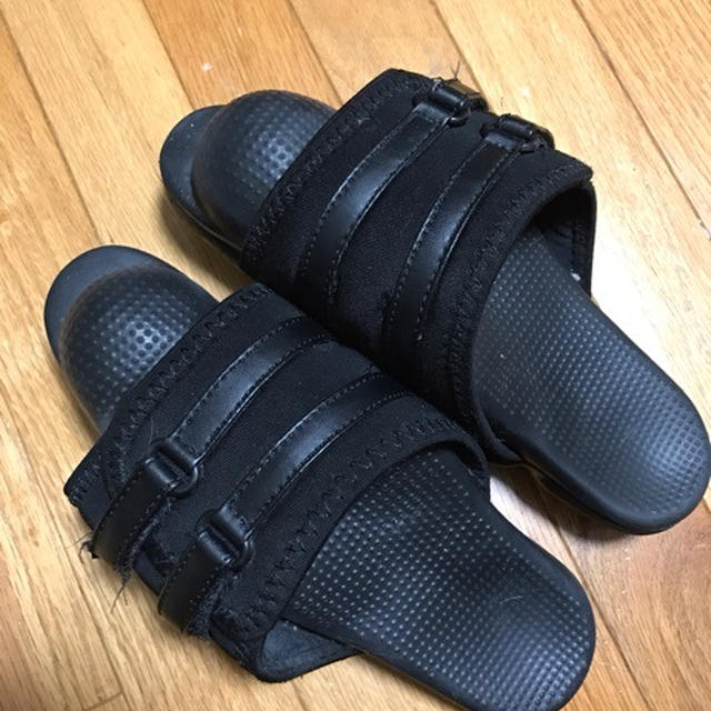 兼子ただし先生のサンダル
