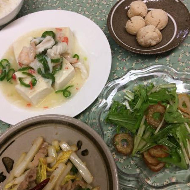 11月第１週の教室、蟹も白菜も水菜も冬の味