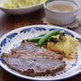 ステーキ、鶏むねひき肉（ストック用）【オニオンチキンスープ】、グラタンとお手伝い。