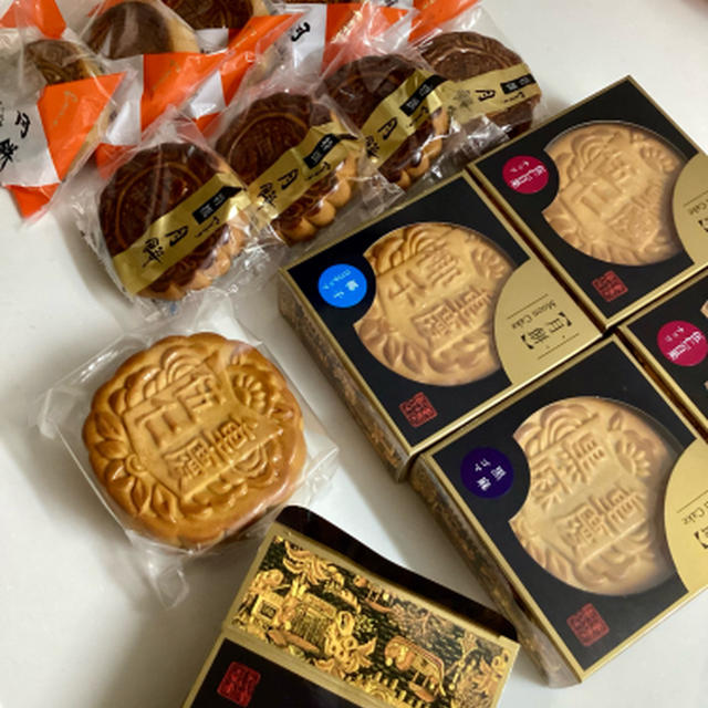 主人は月餅が大好きです！