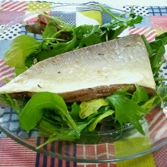 ブリのハーブマリネ焼き
