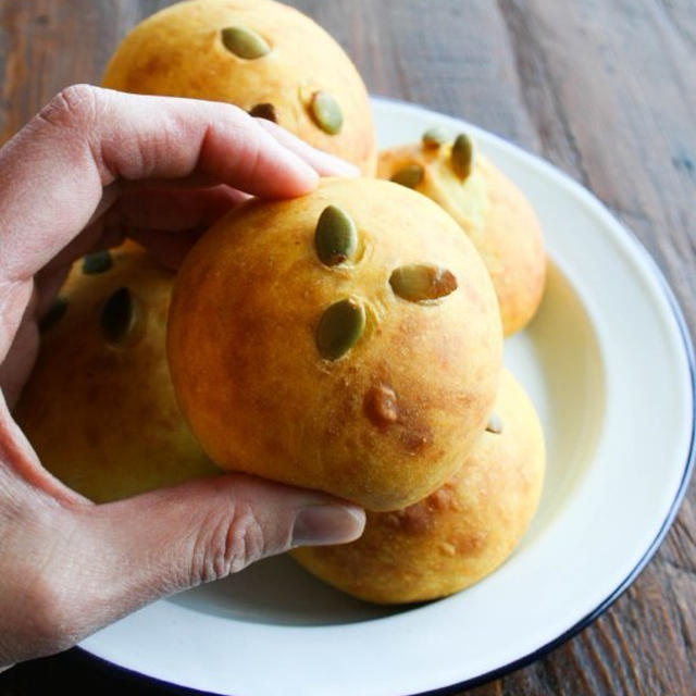 Pumpkin Rolls南瓜パン