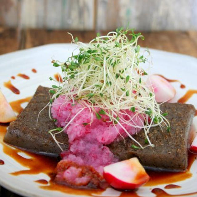Konjac Steakラディッシュおろしでこんにゃくステーキ