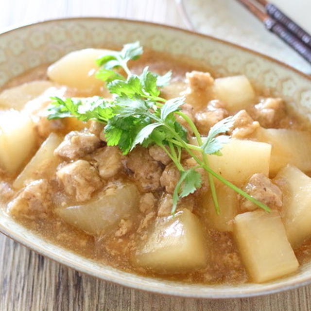 電子レンジで簡単メインおかず！大根の中華そぼろ煮