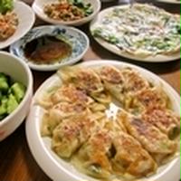 GABANあらびきチリペパーでぴり辛旨な夕食「ニラキムチ餃子」のレシピあり
