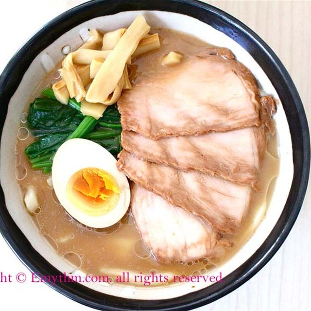 うどん ラーメン うどラー 豚骨ver By Emikoさん レシピブログ 料理ブログのレシピ満載