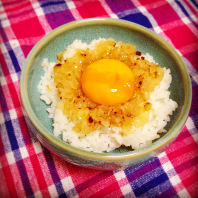 ズボラ飯 オニオンアンチョビの卵ご飯 By まきろんさん レシピブログ 料理ブログのレシピ満載