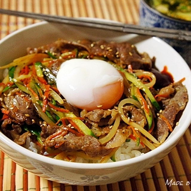 スパイス通信8-2　パラッと旨炒めペーストを使って超速ビビンバ丼