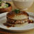 玉ねぎでサンド！豆腐バーグ