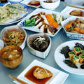 【続・日本のおもてなし朝ご飯】季節の野菜料理／常備菜など１６品で朝ご飯です♪ by あきさん