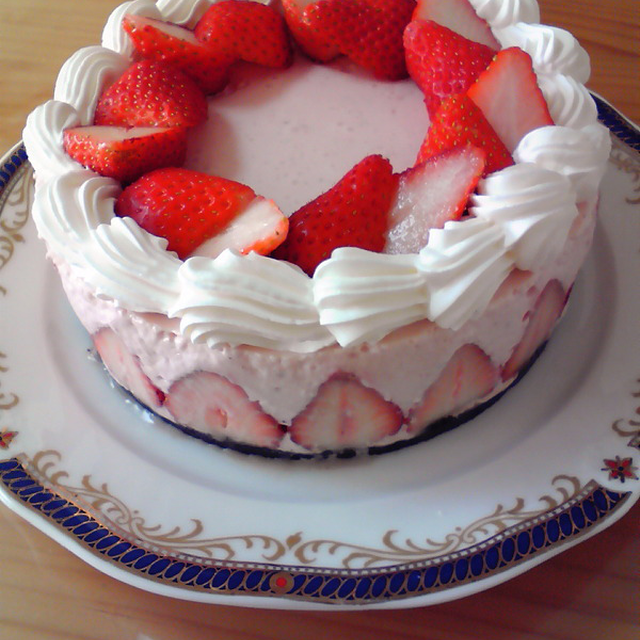 苺レアチーズケーキ By Therese さん レシピブログ 料理ブログのレシピ満載