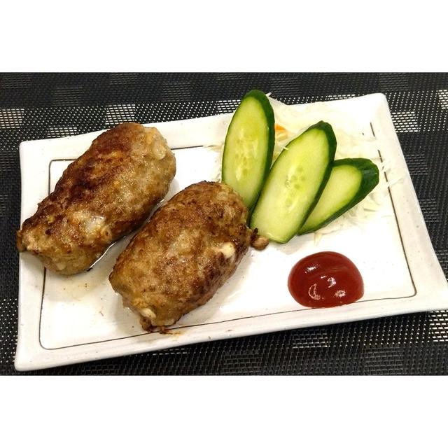 チーズが伸びる！？っというので作ってみました！さけるチーズinハンバーグ★