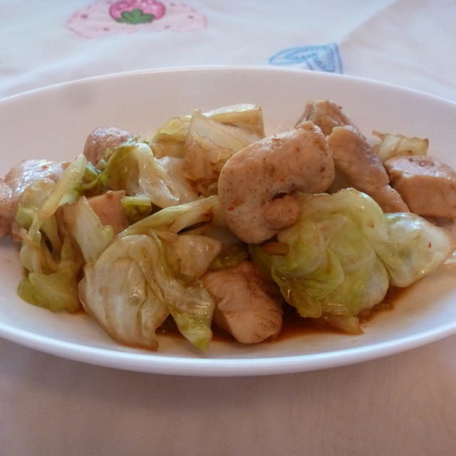 鶏むね肉とキャベツのピリ辛味噌炒め