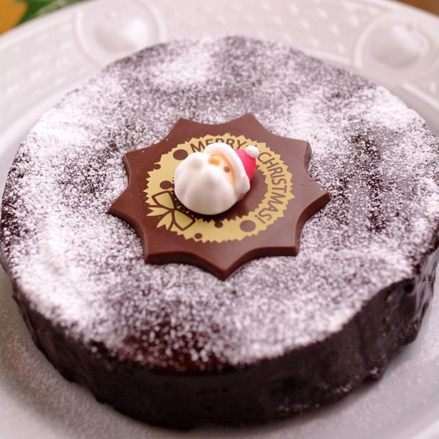 ガトー・オ・ショコラの簡単クリスマスケーキ