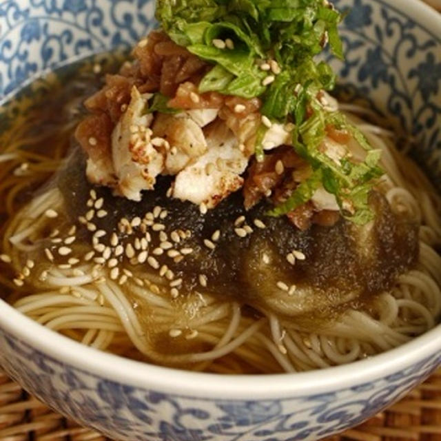 こんがり塩麹鶏と梅紫蘇素麺