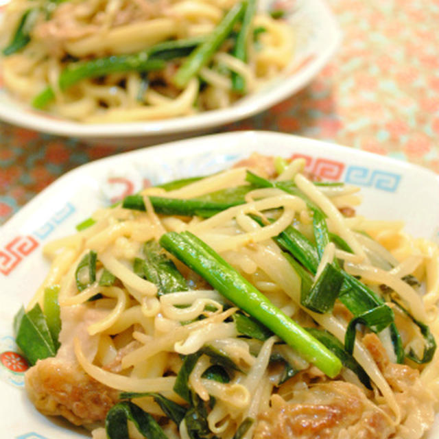 もやしとニラの マヨポン焼うどん ☆