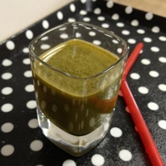 健康管理に～緑の野菜ジュース